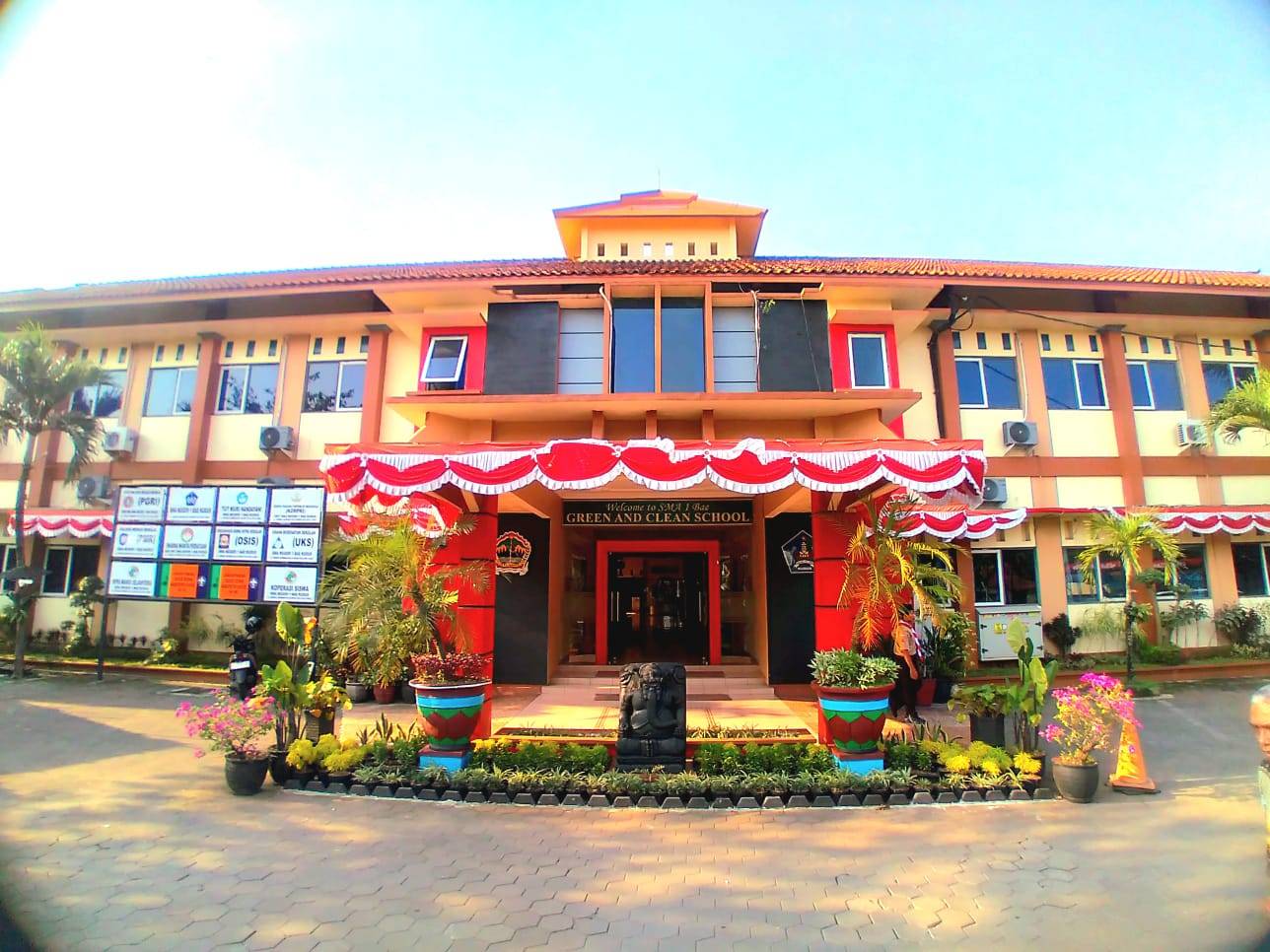 Gedung SMAN 1 Bae Kudus