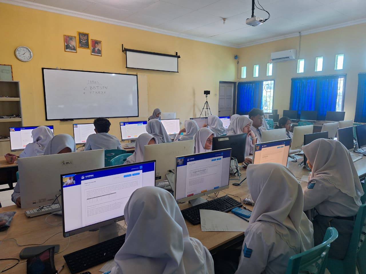 Laboratorium Komputer SMAN 1 Bae Kudus